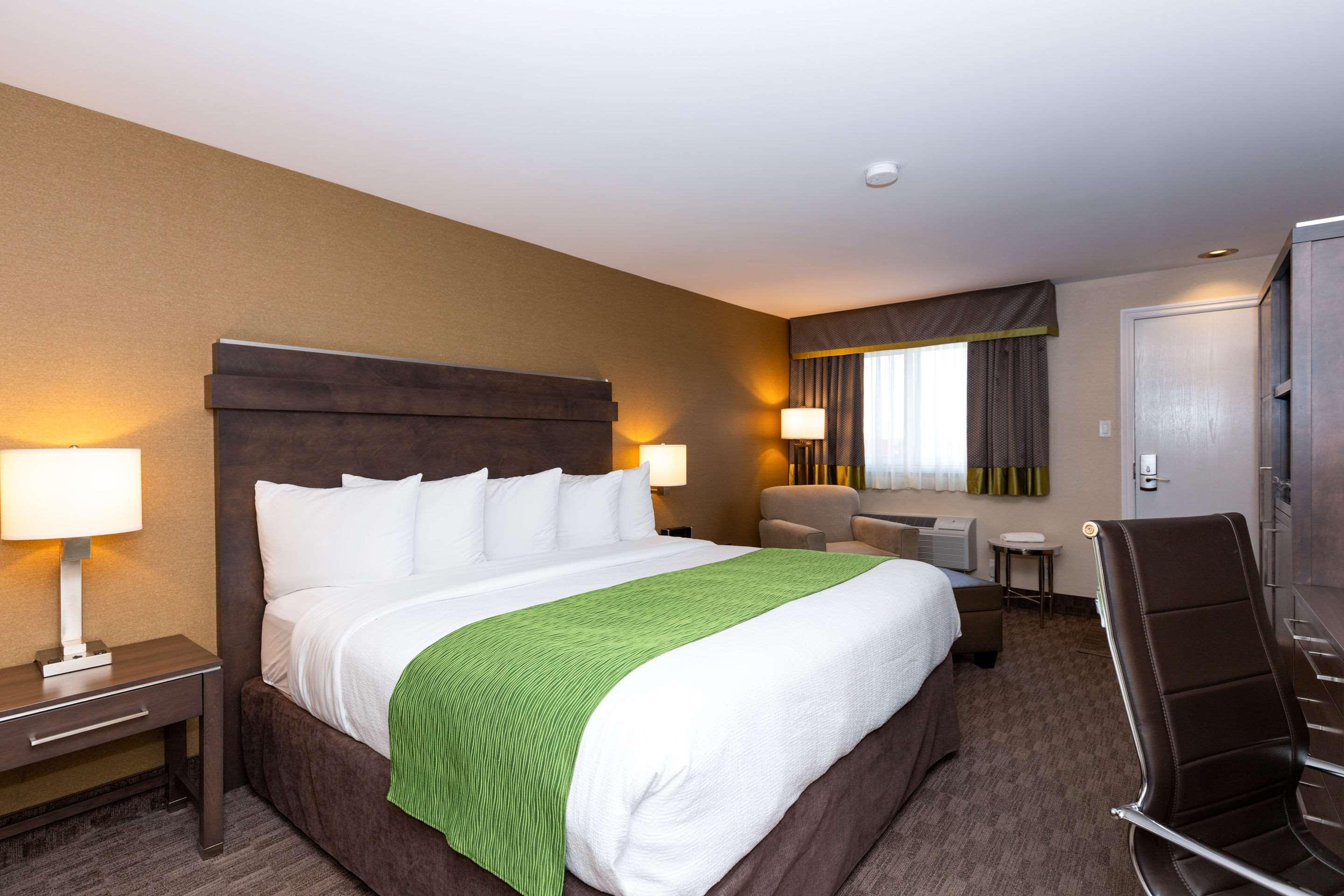 Quality Inn & Suites Matane Exterior foto