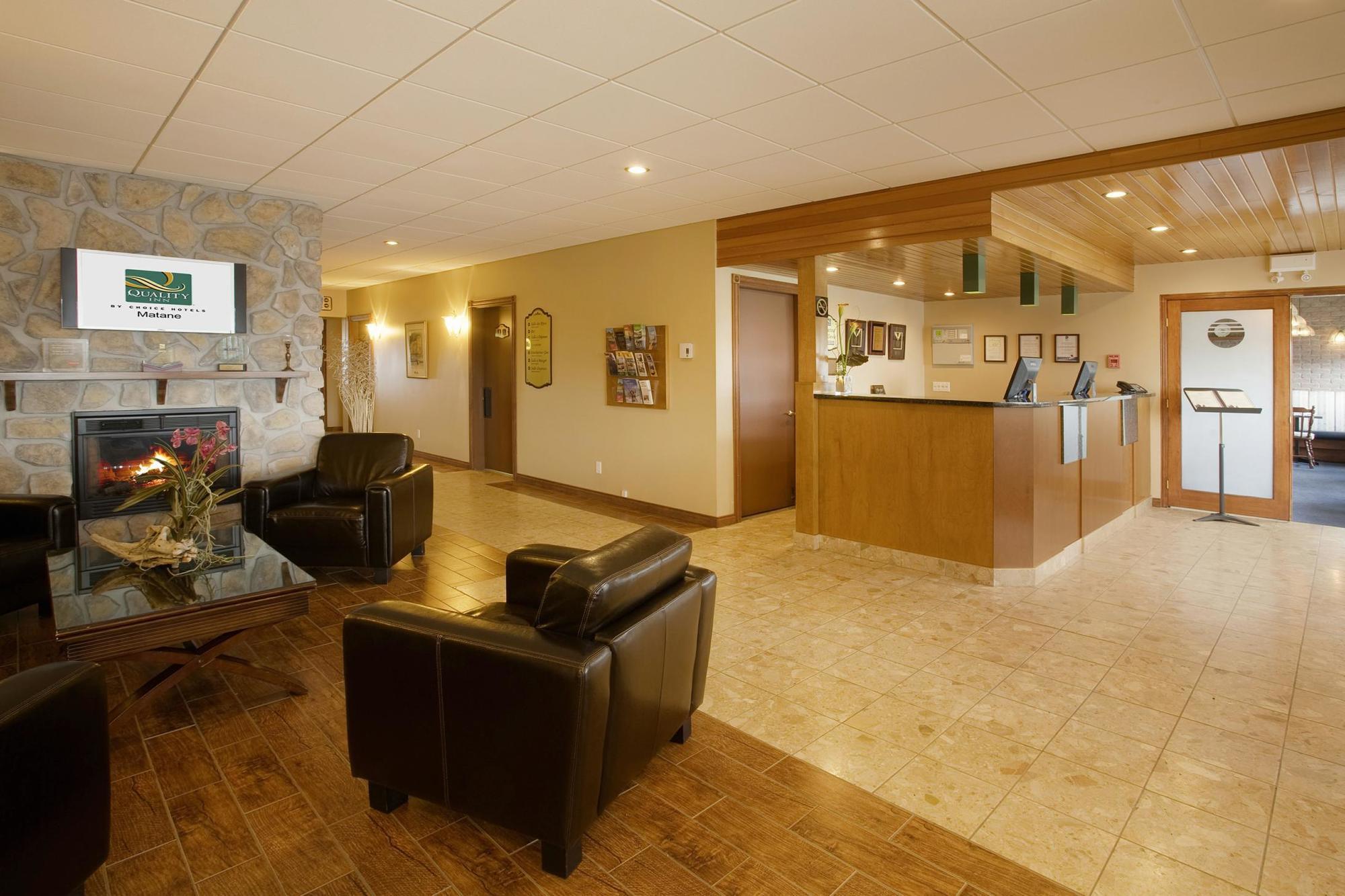Quality Inn & Suites Matane Exterior foto